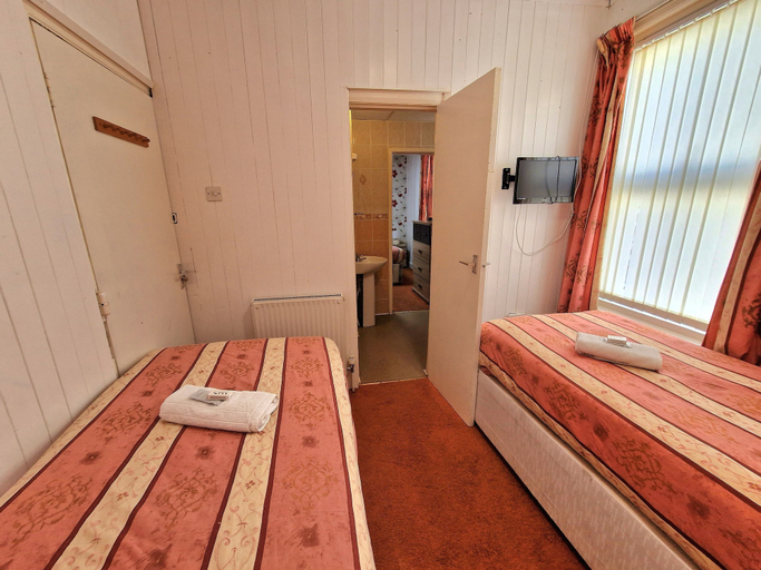 Others 5, The Albany Hotel, Blackpool
