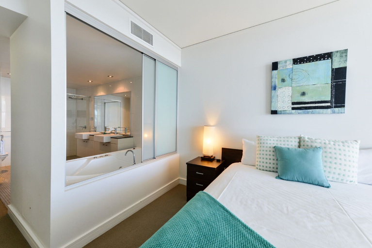 Bedroom, C Bargara Resort, Burnett - Pt A