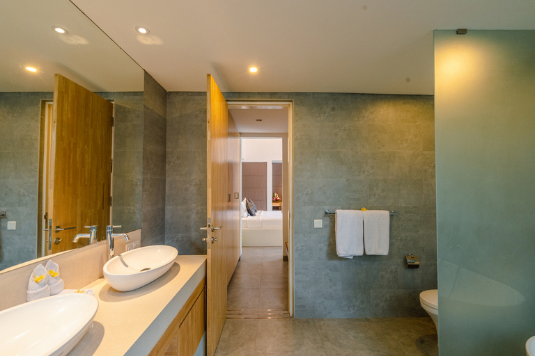 Bathroom 4, Villa Becca Seminyak, Badung