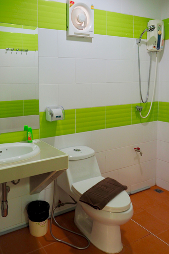 Bathroom 5, Jardin Hotel, Pattaya