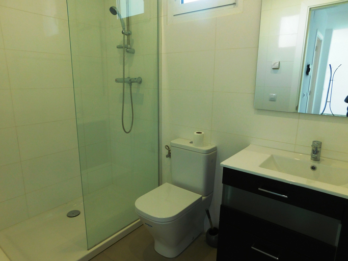 Bathroom 3, Villa Gaughin - A159, Girona