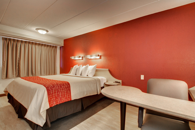 Bedroom 5