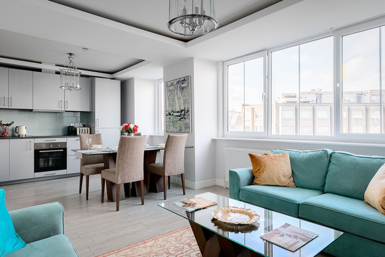Others 5, Cromwell Road Apartments, London