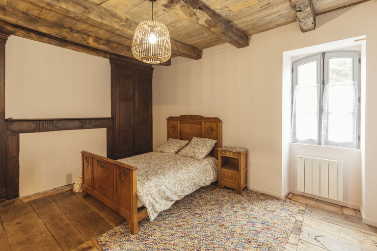 Bedroom 2, Gîtes Chez Antonin, Lot