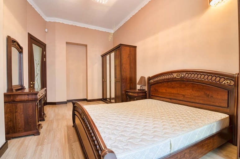 Bedroom 2, Apartment Saksaganskogo 7, L'vivs'ka