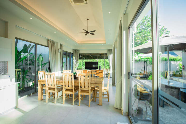Food & Drinks, Yipmunta Pool Villa, Phuket Island