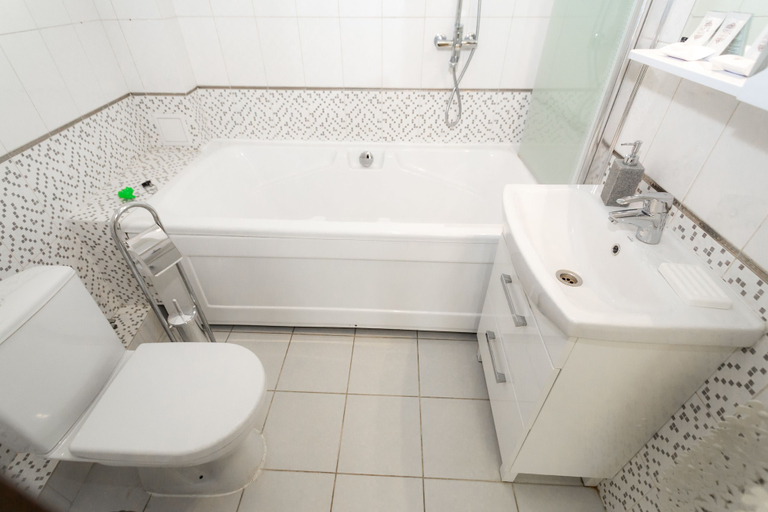 Bathroom 3, Hotel Joy, Nizhniy Novgorod gorsovet