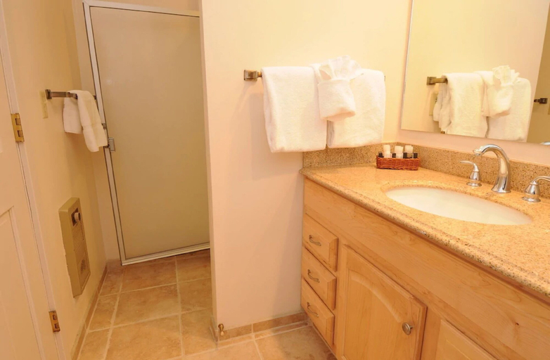 Bathroom 4, Vacation Rentals at Big Sky Resort, Madison
