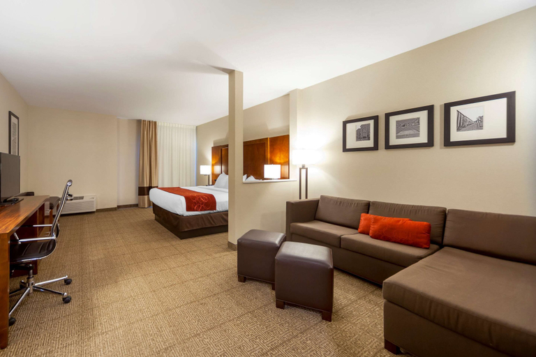 Bedroom 3, Comfort Suites La Vista - Omaha, Sarpy