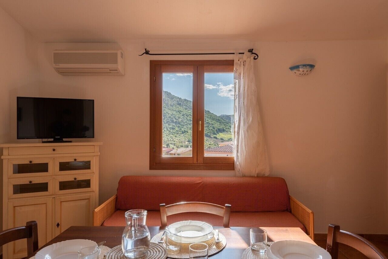 Others 5, Residence BouganVillage, Nuoro