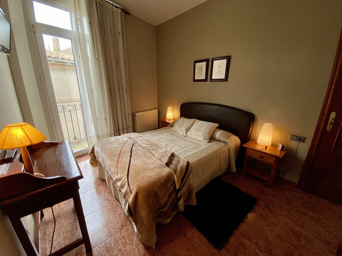 Bedroom 2, Hostal Bonavista, Lleida