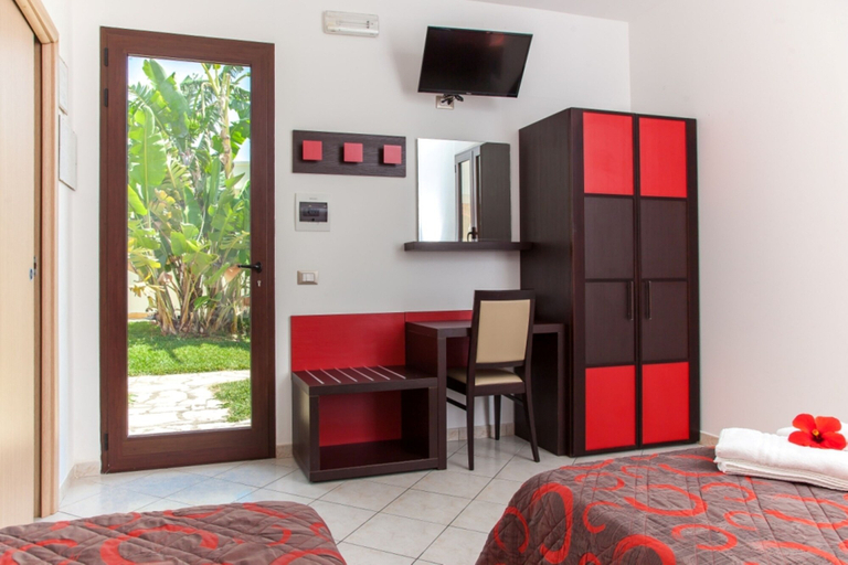 Bedroom 3, Villa Hermosa Resort, Lecce