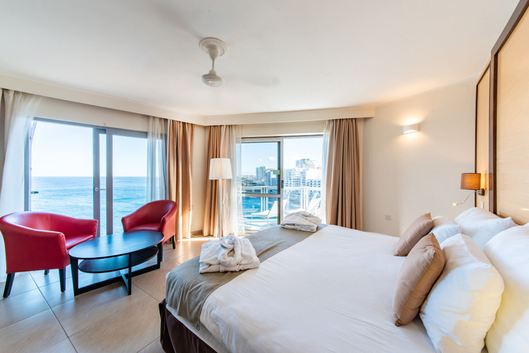 Bedroom 3, The Preluna Hotel