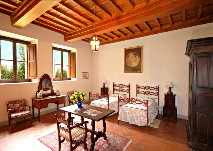 Others 5, Villa I Delfini, Florence