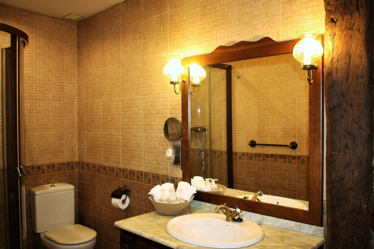 Bathroom 3, Apartamento en el Casco Viejo de Bilbao, Vizcaya