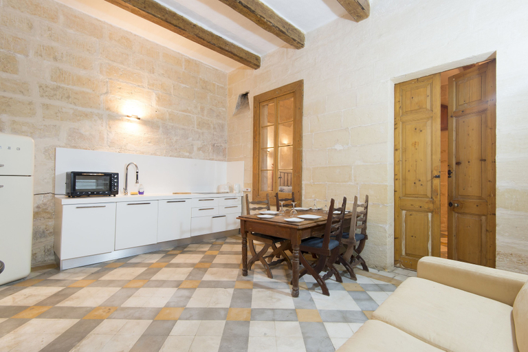 Others 3, Valletta Bishop Apartment