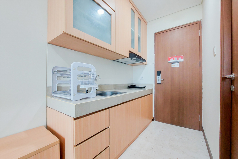 Others 4, Warm and Simply Look Studio Apartment at B Residence By Travelio, South Tangerang