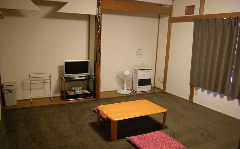 Others 4, Pension Berg, Kutchan