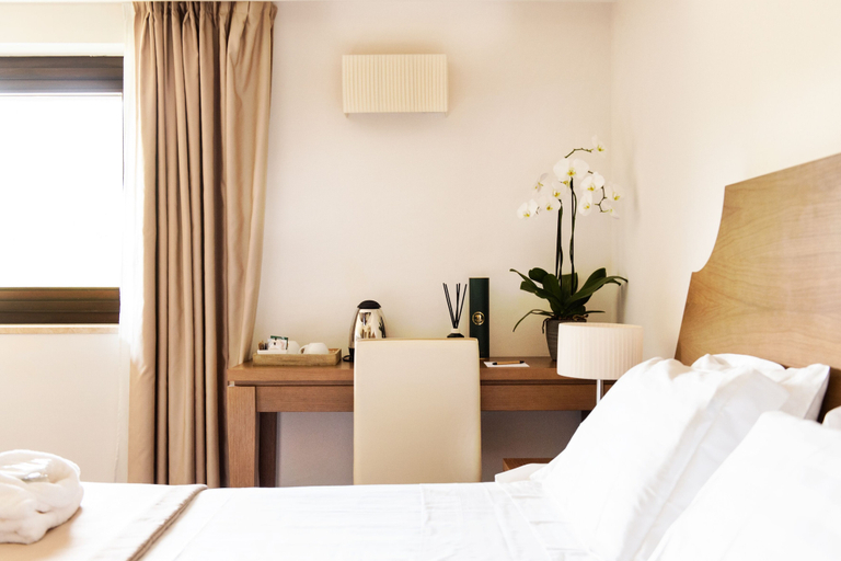 Bedroom 3, Aqua Montis Resort & Spa, L'Aquila