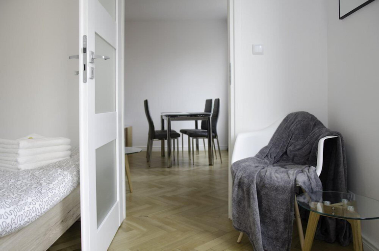 Bedroom 5, Bizzi LuxHeart of Old Town Apartment, Warsaw