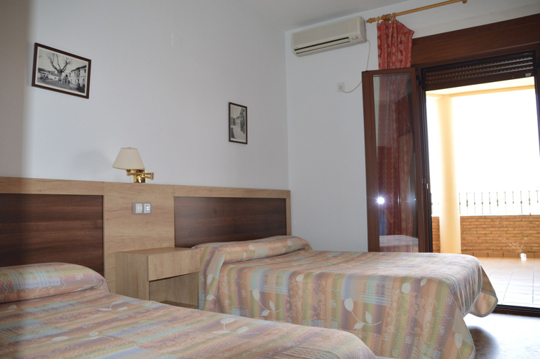 Bedroom 4, Labella Hostal Restaurante, Granada