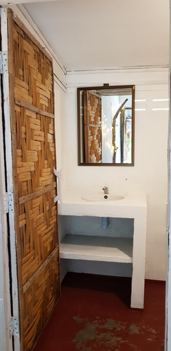 Bathroom 5, Haad Chao Phao Resort, Ko Phangan