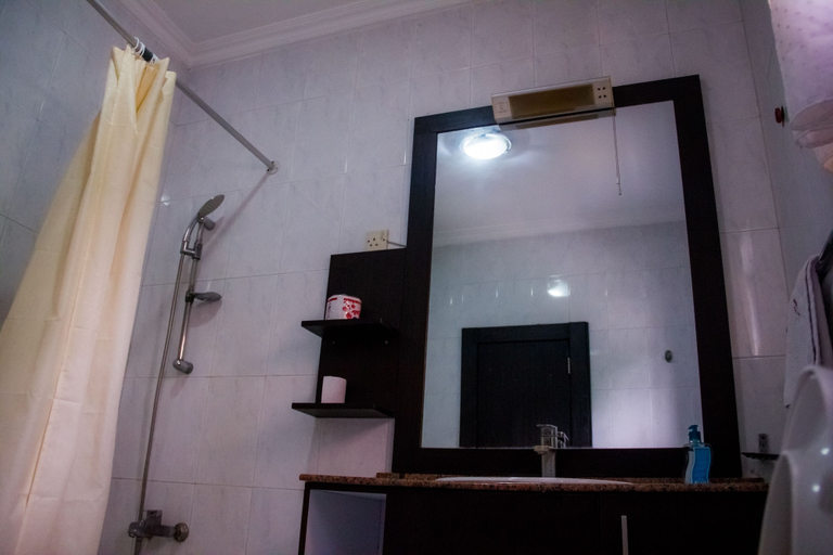 Bathroom 4, Lamia Inn, Eti-Osa