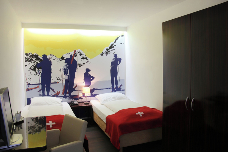 Bedroom 3, Helvetia Rooms – Self Check-In, München