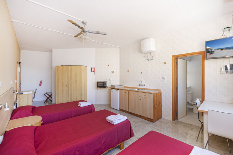 Bedroom 3, Alborada Aparthotel
