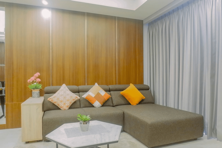 Others 3, Luxurious & Spacious 2BR Apartment at One East Residences By Travelio, Surabaya