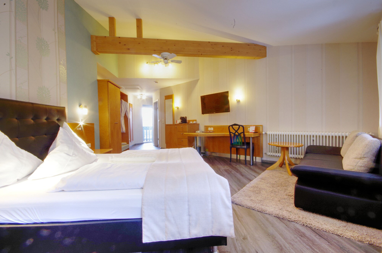 Bedroom 5, Hotel Jakob, Darmstadt-Dieburg