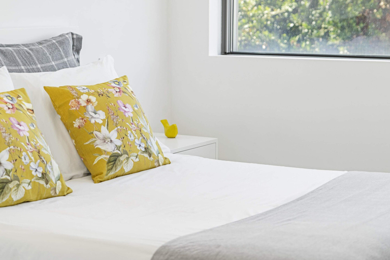 Bedroom 3, Swimming Pool in Fajã da Ovelha - Casa da Maloeira, Calheta