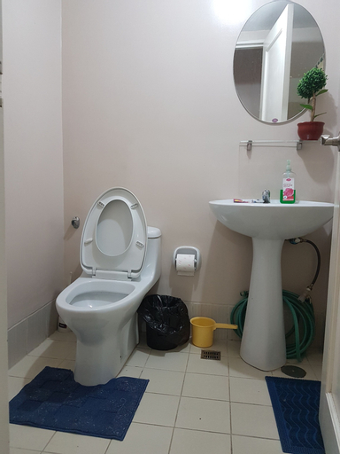 Bedroom 4, Perfil Vacation Rental, Mandaluyong