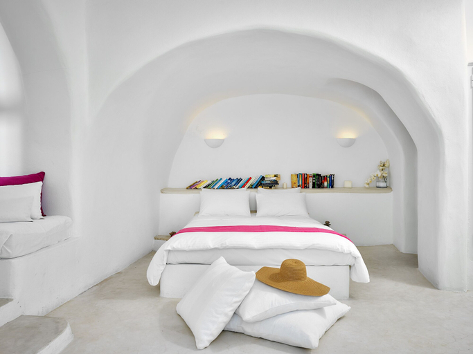 Bedroom 4, Finikia Memories Hotel, South Aegean