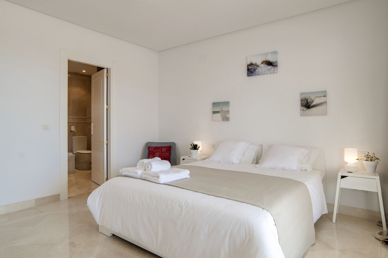 Bedroom 3, Apartamentos de Lujo Marbella – PlanB4All, Málaga