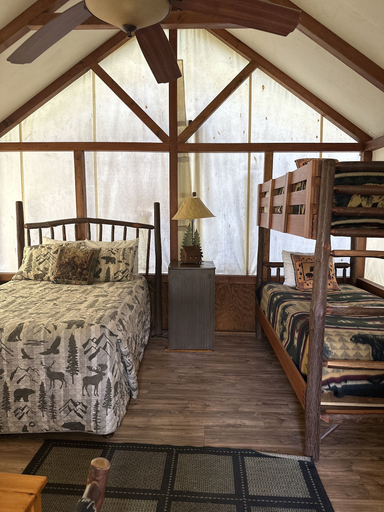 Bedroom 2, Indian Flat RV Park - Tent Cabins & Cottages, Mariposa