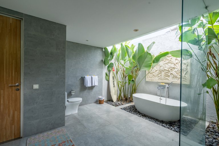 Bathroom 4, Villa Becca Seminyak, Badung