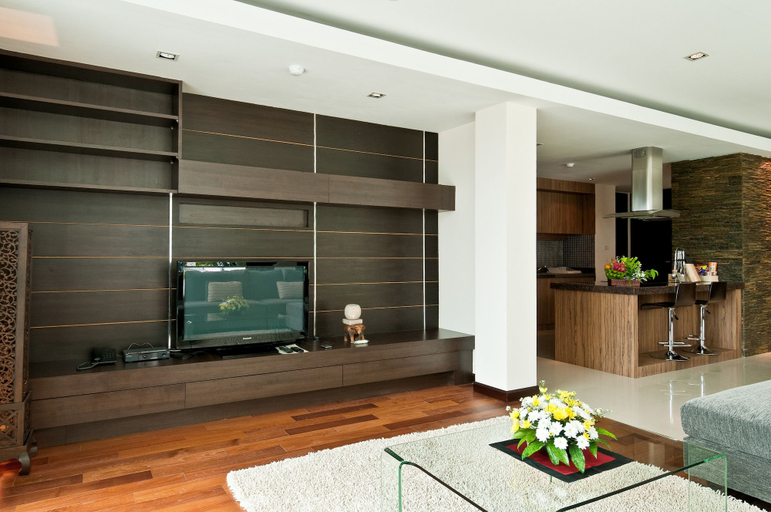Others 4, Karonview 2, Phuket Island