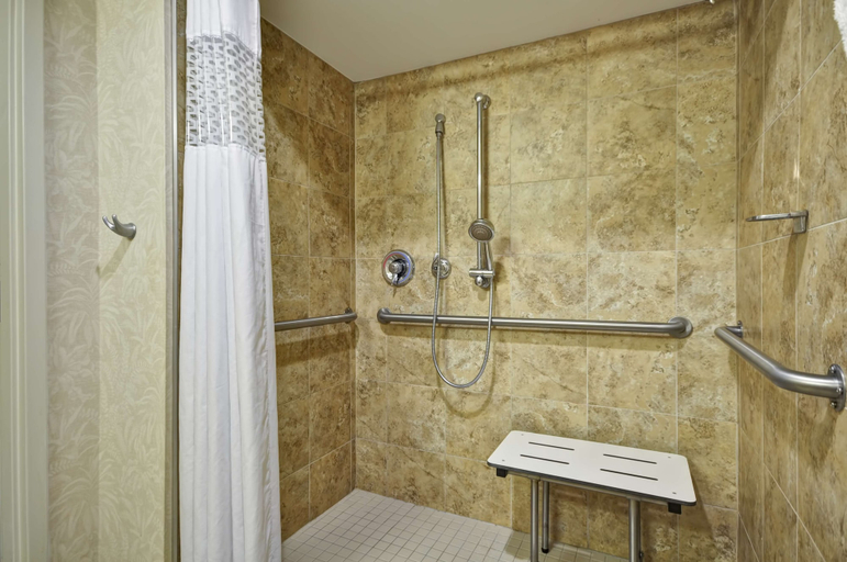 Bathroom 5, Hampton Inn & Suites Charleston/Mt. Pleasant-Isle Of Palms, Charleston