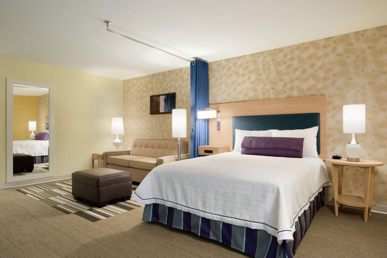 Bedroom 2, Home2 Suites by Hilton Fort St. John, Peace River