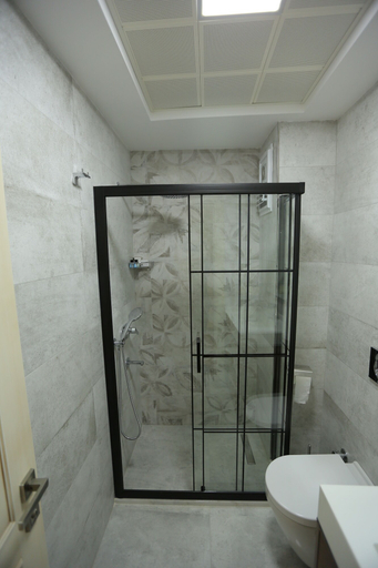 Bathroom 5, Haci Bayram Hotel, Fatih