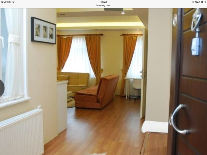 Others 4, Ali's Residence, Fatih