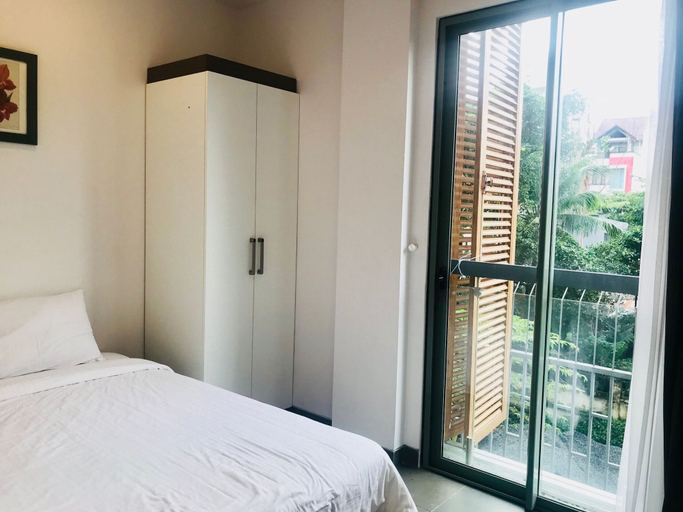 Bedroom 4, Glenwood Suites, District 2