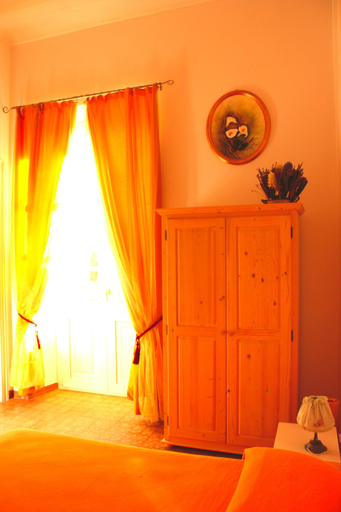 Bedroom 3, Ca' del Sol, Cagliari