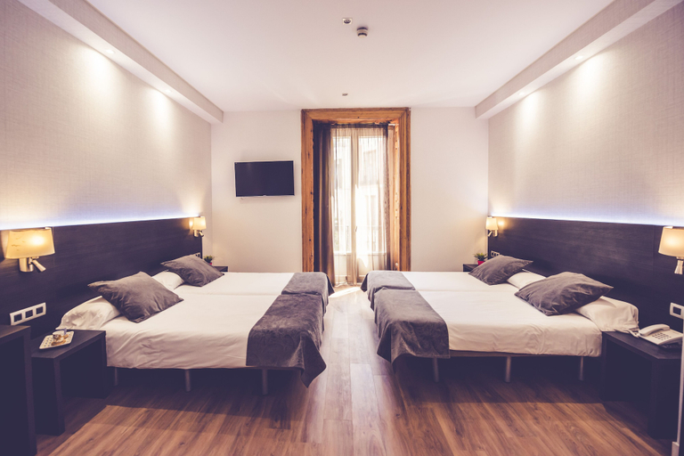 Bedroom 4, Hostal Marlasca, Madrid