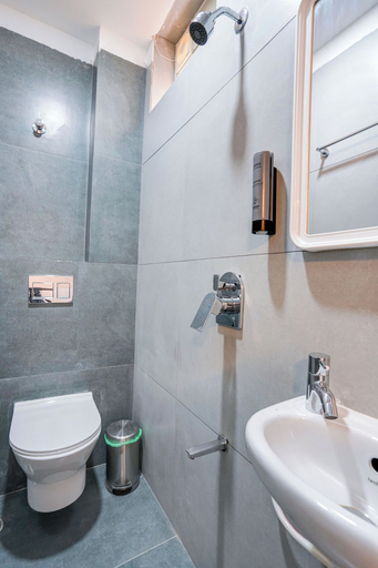 Bathroom 3, Sri Balaji Paradise, Bangalore