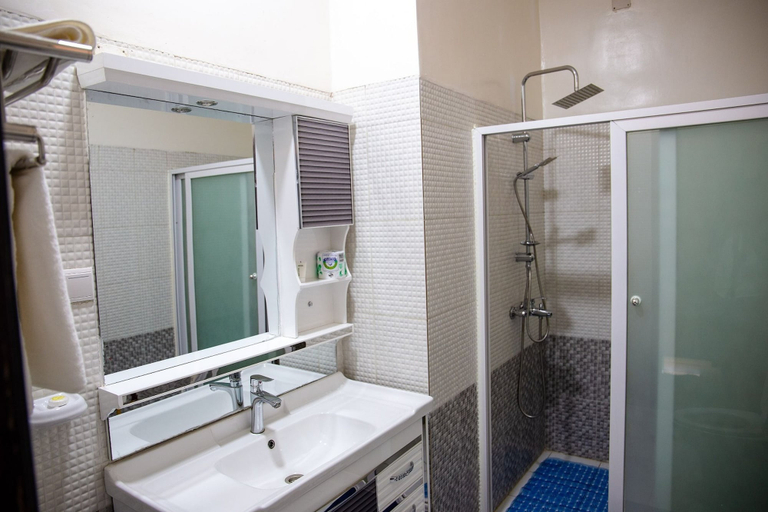 Bathroom 3, Ezra boutique villa, Gasabo