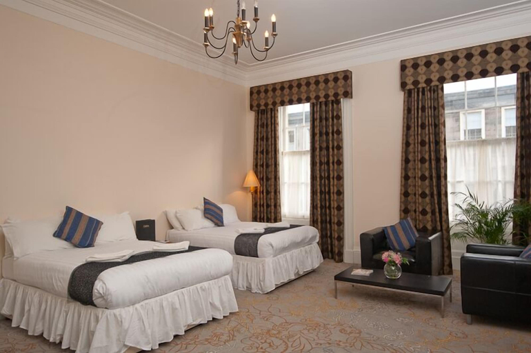 Bedroom 2, Windsor Street Apartments, Edinburgh