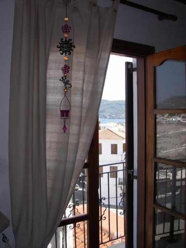 Others 5, Nostalgia, Thessaly