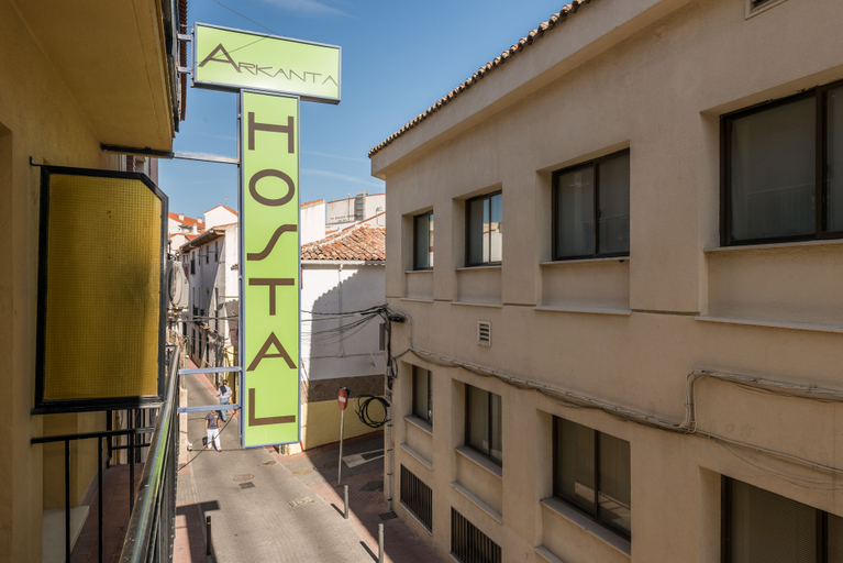 Exterior & Views 2, Hostal Arkanta, Madrid
